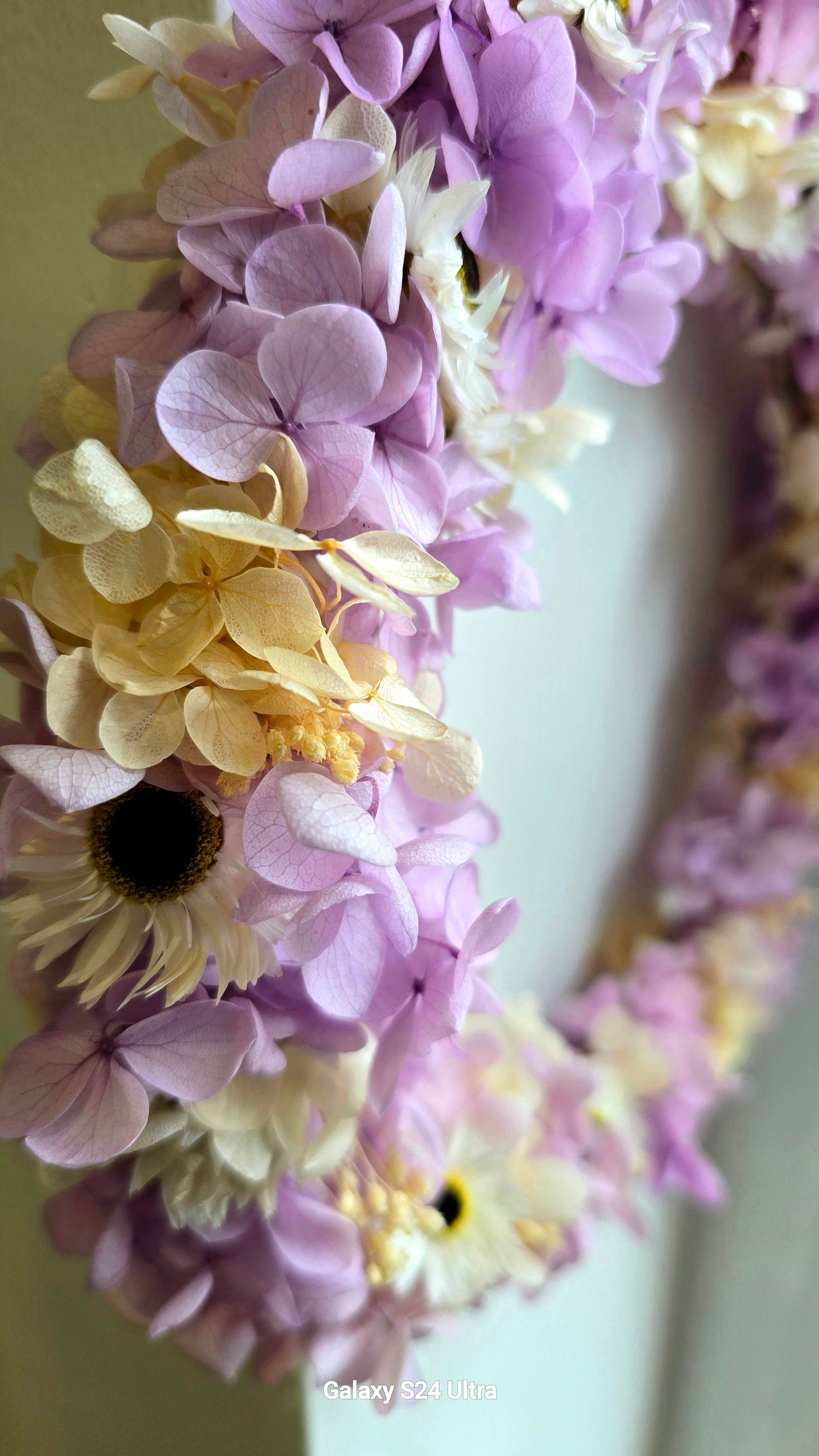 "Purple rain" floral ring