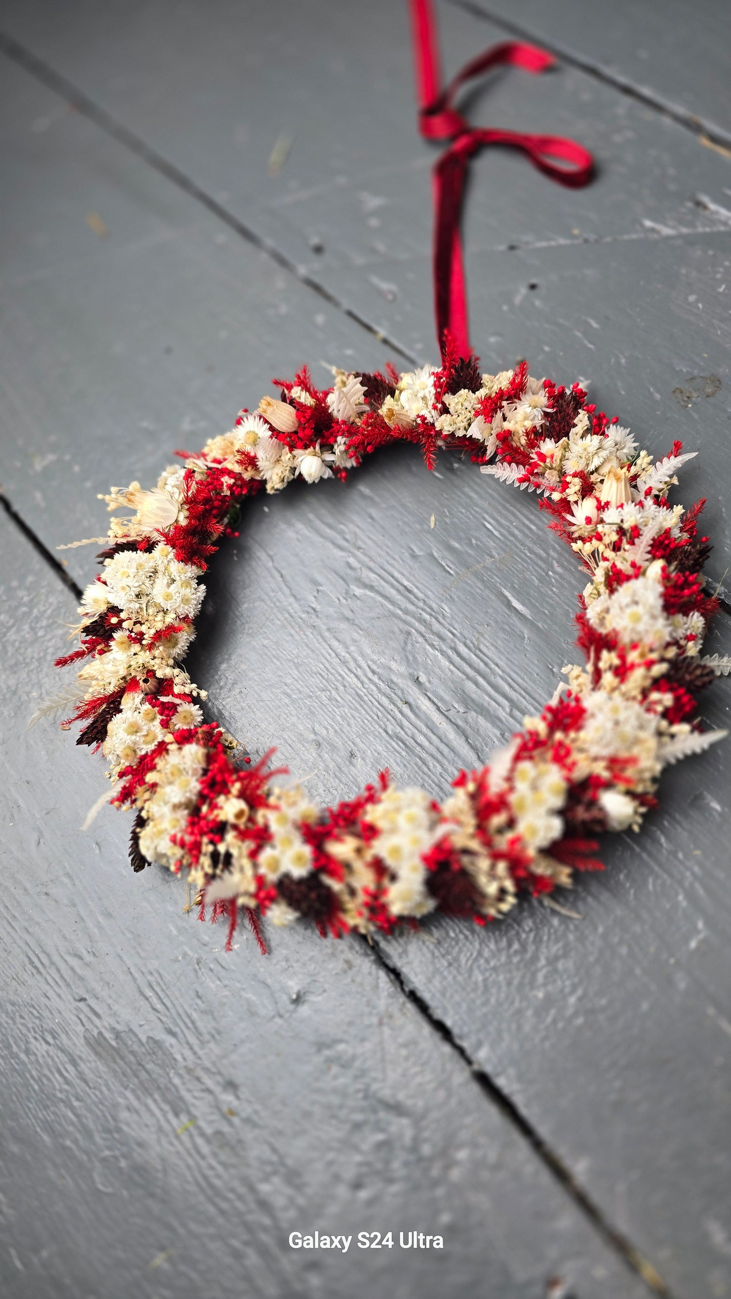 "Red"-dry flower hoop